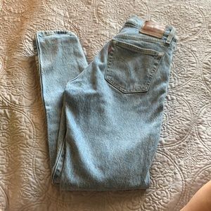Levi’s 501 Skinny 23 Light Wash Jeans High Rise